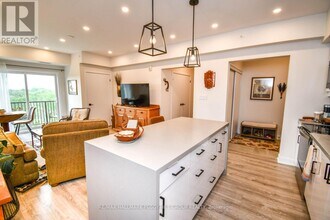 5 Chef Ln in Barrie, ON - Building Photo - Building Photo