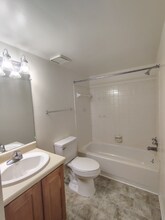 600 Reusens Rd in Lynchburg, VA - Foto de edificio - Building Photo