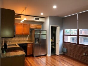 11 W 2nd St, Unit 303 in Bethlehem, PA - Building Photo - Building Photo