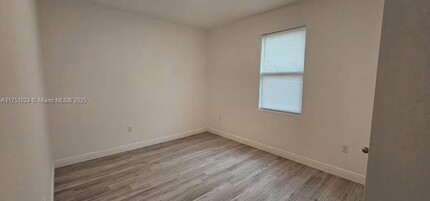 611 Greenbriar Blvd in Lehigh Acres, FL - Building Photo - Building Photo