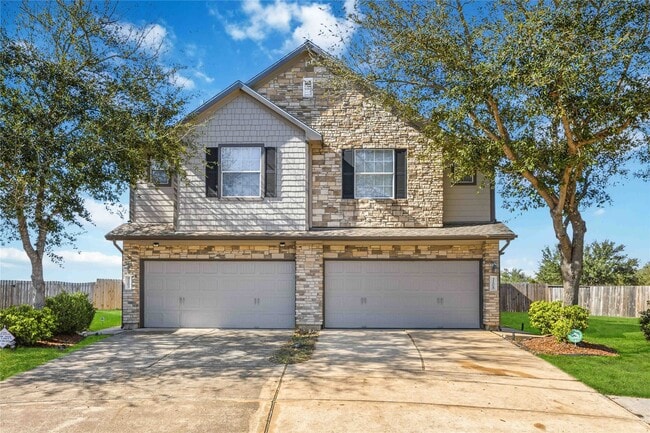 property at 3205 Victorian Manor Ln