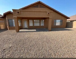 8530 W Chickasaw St in Tolleson, AZ - Building Photo
