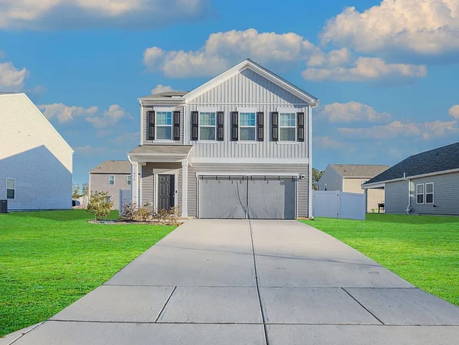 956 Rift Vly Dr in Zebulon, NC - Building Photo - Building Photo