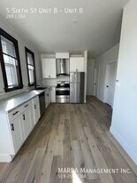 5 6th St in Chatham, ON - Building Photo