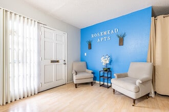 Rosemead Apartments in San Gabriel, CA - Foto de edificio - Building Photo