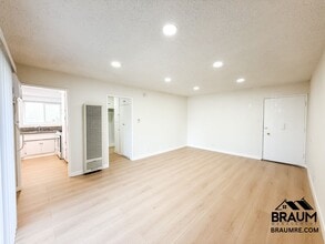 5433 Sepulveda Blvd in Los Angeles, CA - Building Photo - Building Photo