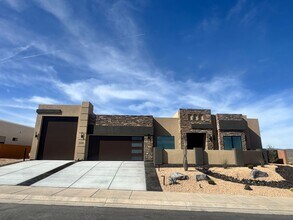 508 Sesia Wy in Saint George, UT - Building Photo - Building Photo