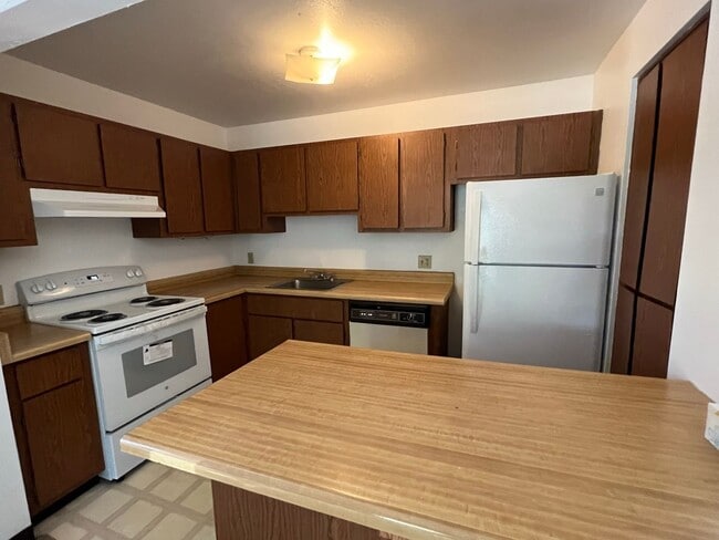 1200 S Riordan Ranch St in Flagstaff, AZ - Building Photo - Building Photo