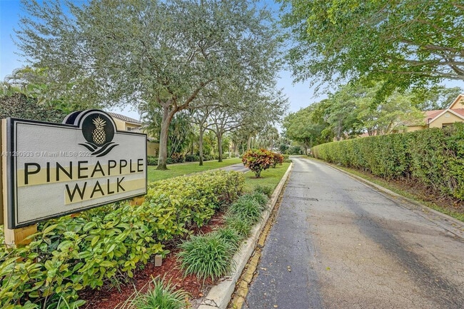 22322 Pineapple Walk Dr in Boca Raton, FL - Building Photo - Building Photo