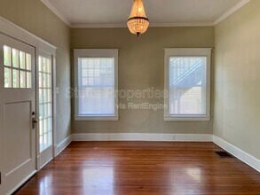 409 N Poplar St in Florence, AL - Building Photo - Building Photo