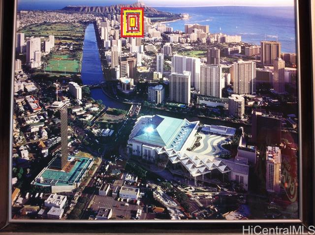 225 Lili?uokalani Ave in Honolulu, HI - Building Photo - Building Photo