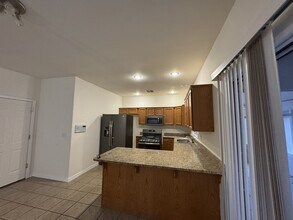 2408 Cliff Rose Way in Kingman, AZ - Building Photo - Building Photo