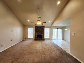 9607 Hanford St in Houston, TX - Building Photo - Building Photo