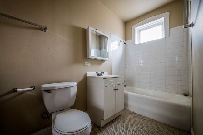 5500 W Van Buren St Chicago, IL 60644 in Chicago, IL - Building Photo - Building Photo