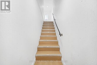 29 Queen Post Dr in Vaughan, ON - Building Photo - Building Photo