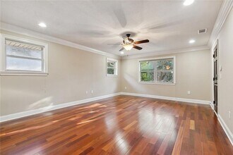 6562 Canal Blvd in New Orleans, LA - Building Photo - Building Photo
