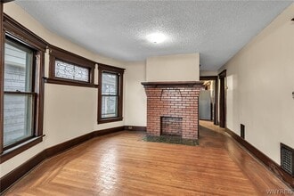 42 Linden Park in Buffalo, NY - Building Photo - Building Photo