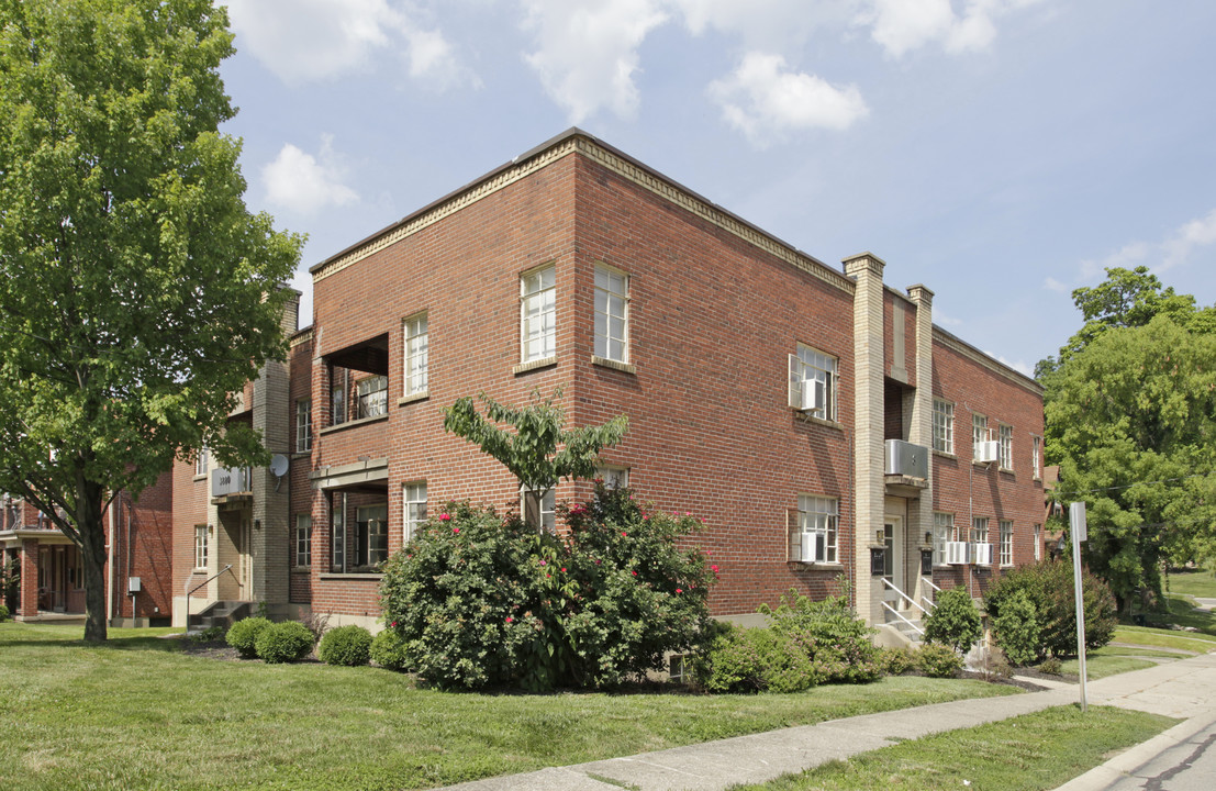 Ideal Apartments in Cincinnati, OH - Building Photo