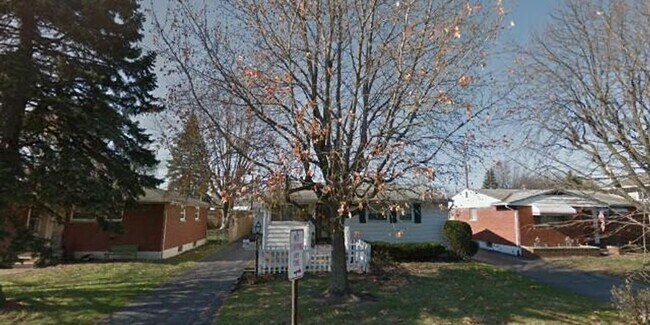 685 Holly Hill Dr in Columbus, OH - Building Photo - Building Photo