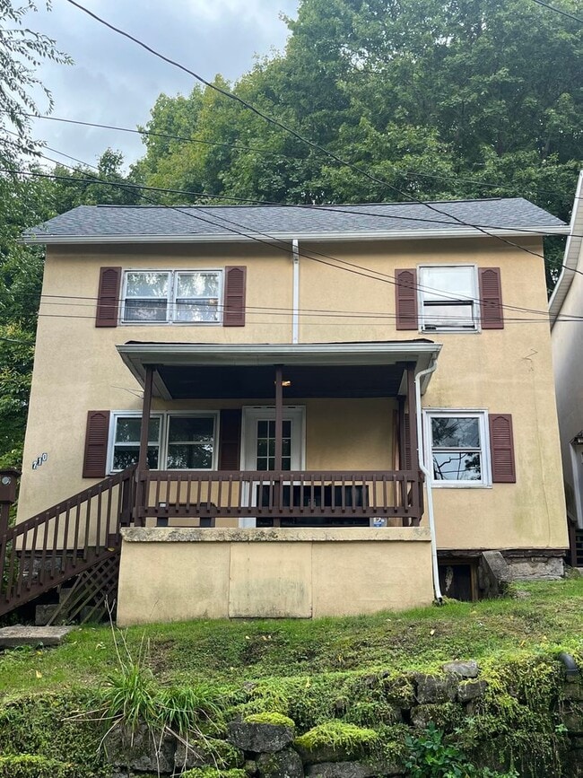 710 Valentine St in Bellefonte, PA - Building Photo - Building Photo