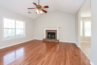 313 Split Rail Way in Canton, GA - Building Photo - Building Photo