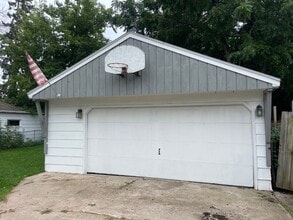 813 Lincoln St in Menasha, WI - Building Photo - Building Photo