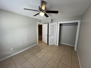 153 E Baylor St in San Antonio, TX - Building Photo - Building Photo