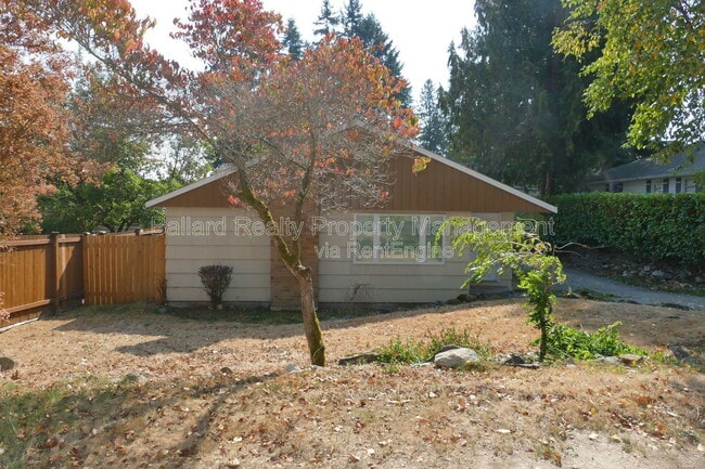 2127 N 160th St in Shoreline, WA - Building Photo - Building Photo