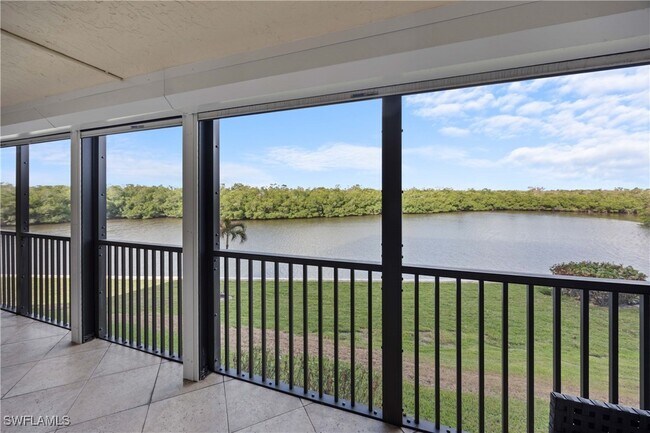 property at 15 Bluebill Ave