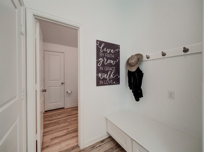 property at 22707 Sutherland Bend Ln