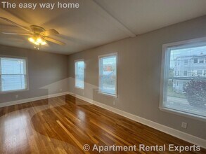 103 Webster St in Malden, MA - Foto de edificio - Building Photo