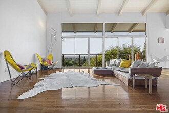 4116 Witzel Dr in Los Angeles, CA - Building Photo - Building Photo