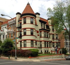 2300 19th St NW in Washington, DC - Building Photo - Building Photo