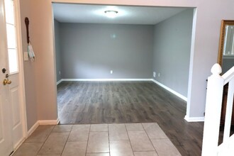 12102 Raiders Blvd in Fishers, IN - Building Photo - Building Photo