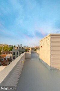 2120 Master St photo'