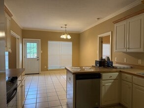 2745 Silver Crest Dr in Conway, AR - Building Photo - Building Photo