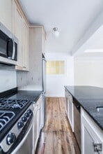 EAST 10 STREET, Unit 5C in New York, NY - Foto de edificio - Building Photo