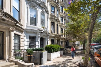 27 W 85th St in New York, NY - Building Photo - Building Photo