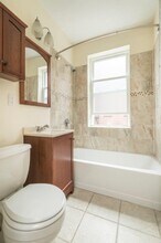 138 Highland Ave in Somerville, MA - Foto de edificio - Building Photo