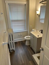 137 W 2nd Ave in Conshohocken, PA - Building Photo - Building Photo