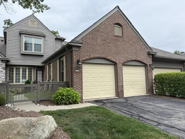 property at 1964 Boulder Dr