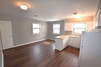 13 SE 2nd St in Milford, DE - Foto de edificio - Building Photo