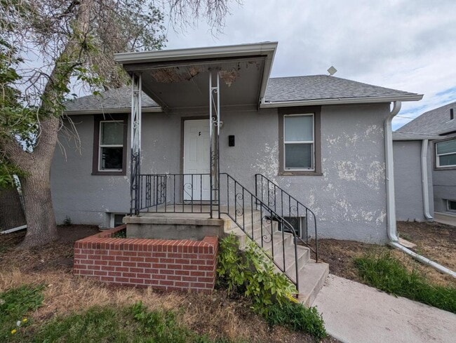 property at 430 N 2nd Ave