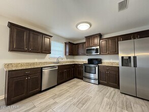 3549 Azalea Way in Panama City, FL - Building Photo - Building Photo