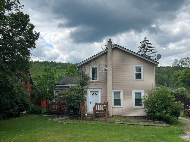 334 Main St in Apalachin, NY - Building Photo - Building Photo