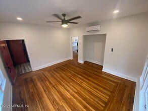 2738 Riverside Ave, Unit 16 in Jacksonville, FL - Building Photo - Building Photo