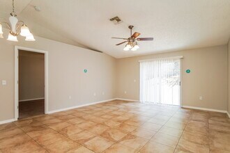 1479 Muir Cir in Clermont, FL - Building Photo - Building Photo