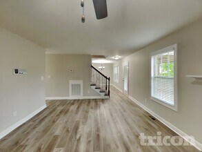 727 Cavalier Dr in Clarksville, TN - Building Photo - Building Photo