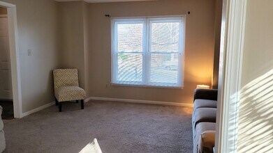 892 Little Dean Cir in Newport News, VA - Building Photo - Building Photo