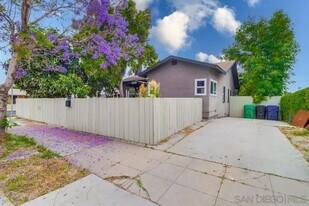 3891 Superba St in San Diego, CA - Building Photo